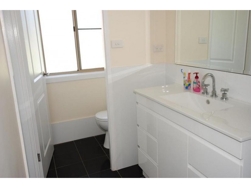 72 Hollingsworth Crescent, Callala Bay NSW 2540