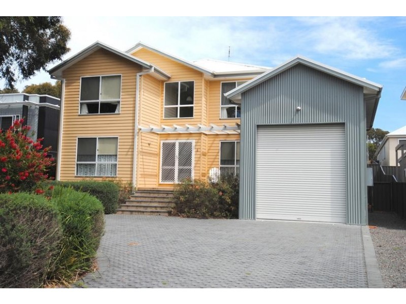 7 Caffrey Circuit, Callala Beach NSW 2540
