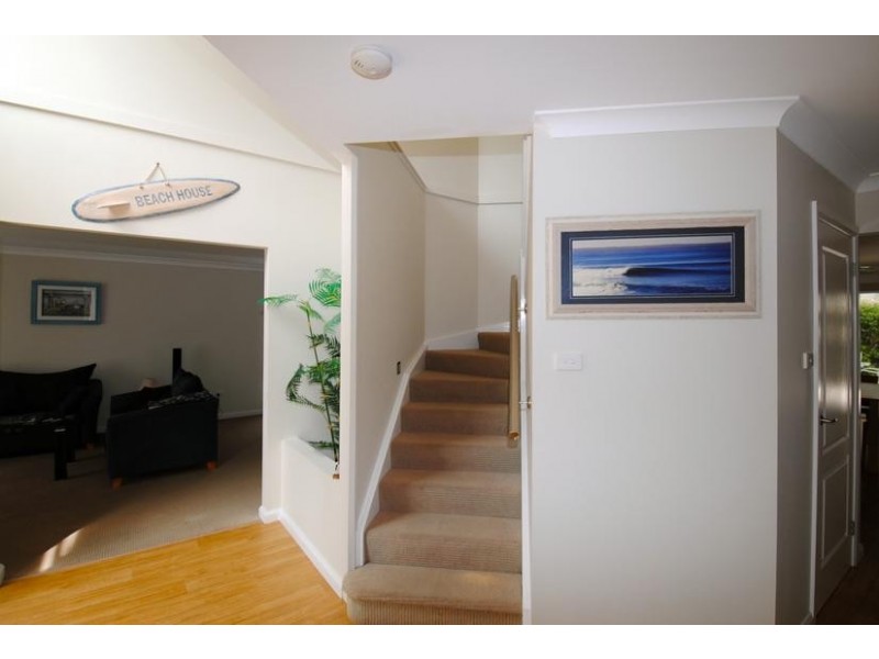 7 Caffrey Circuit, Callala Beach NSW 2540