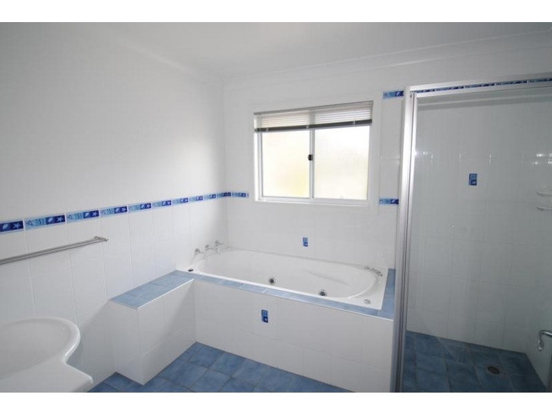 7 Caffrey Circuit, Callala Beach NSW 2540