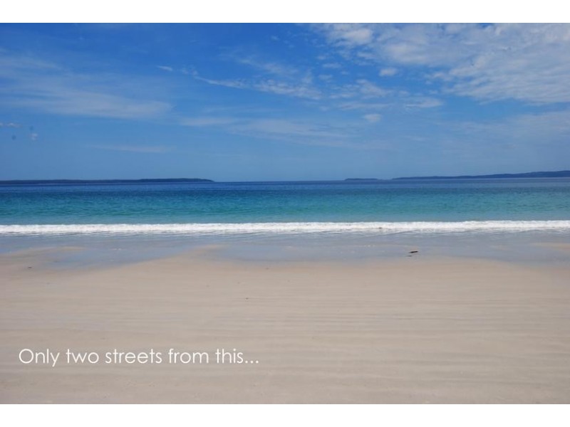 1 Queen Mary Street, Callala Beach NSW 2540