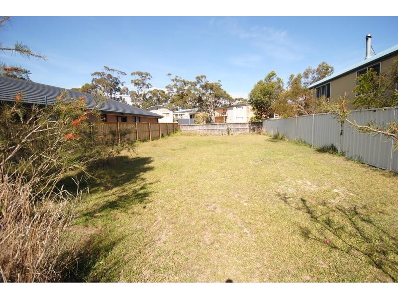 13 Superb Crescent, Callala Bay NSW 2540