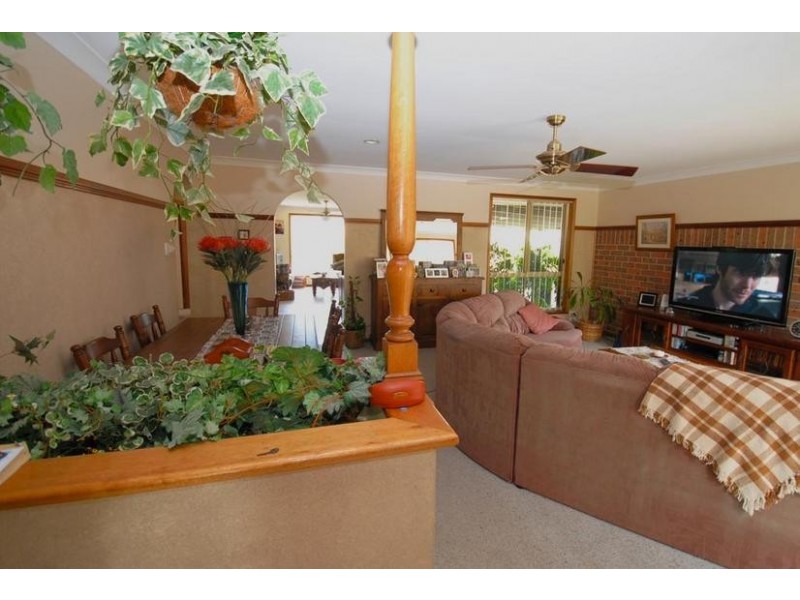 10 Torrens Close, Callala Bay NSW 2540