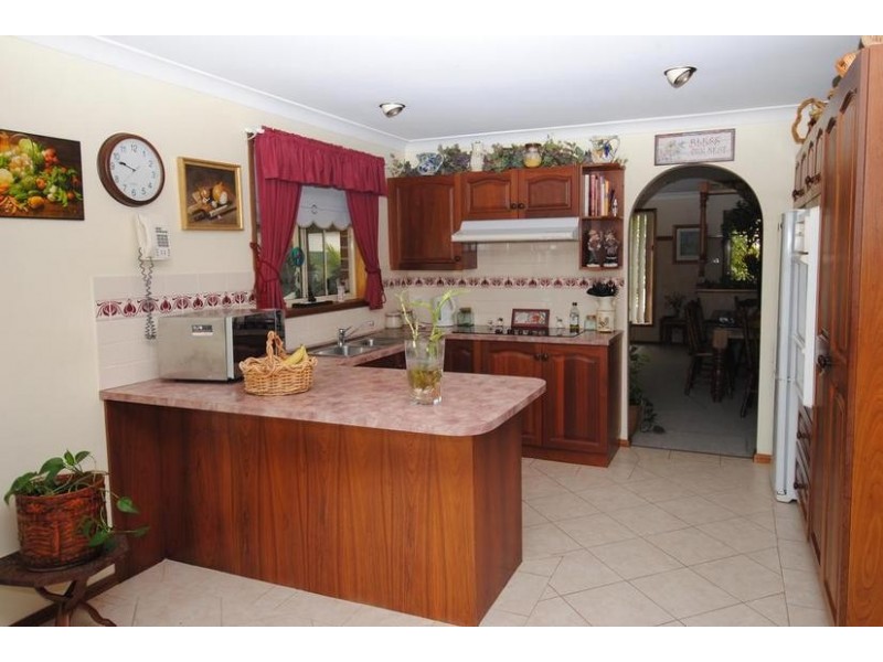 10 Torrens Close, Callala Bay NSW 2540