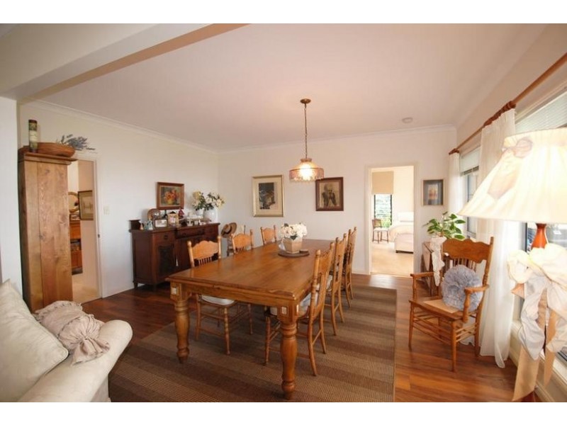 44 Boorawine Terrace, Callala Bay NSW 2540