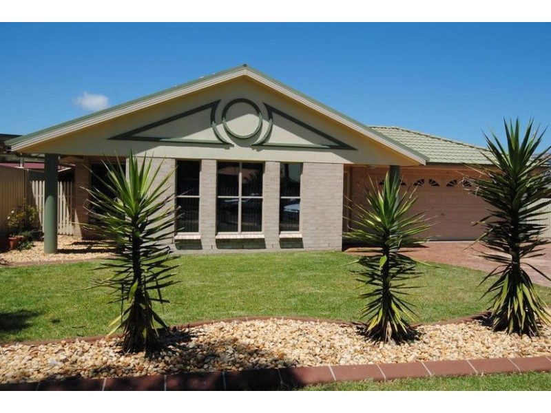 24 Carson Crescent, Callala Bay NSW 2540