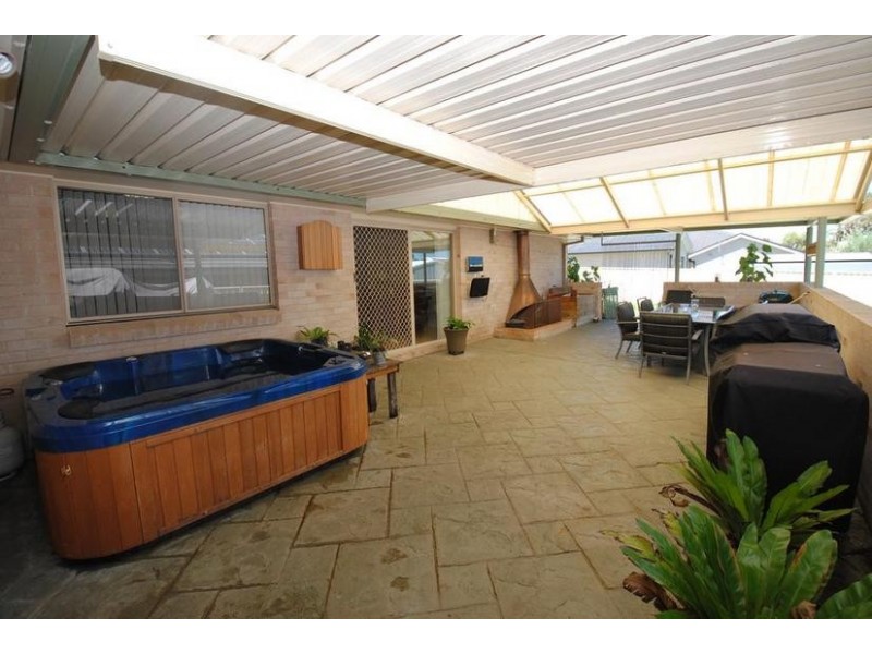 24 Carson Crescent, Callala Bay NSW 2540