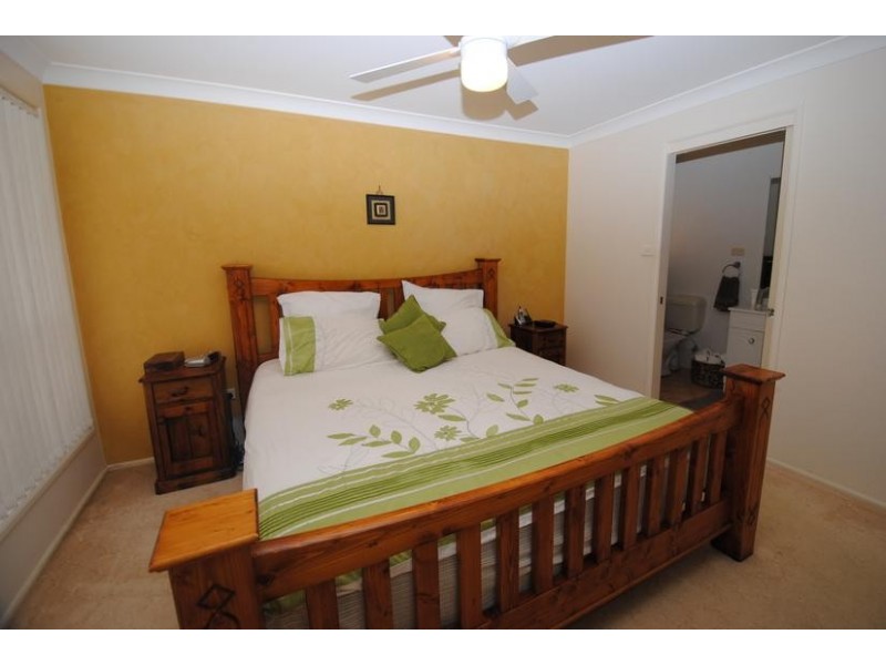 24 Carson Crescent, Callala Bay NSW 2540