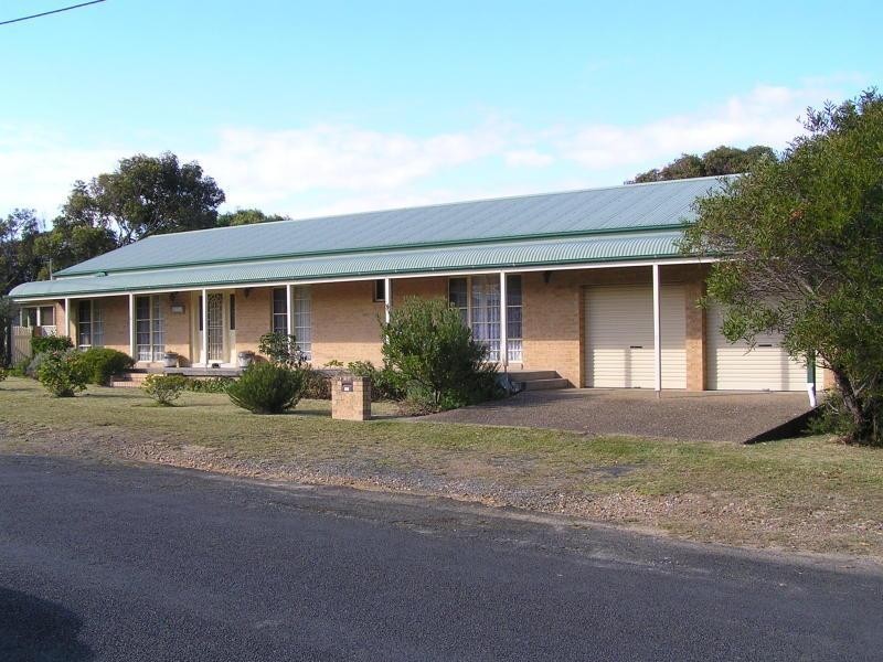 2 Penguin Head Road, Culburra Beach NSW 2540