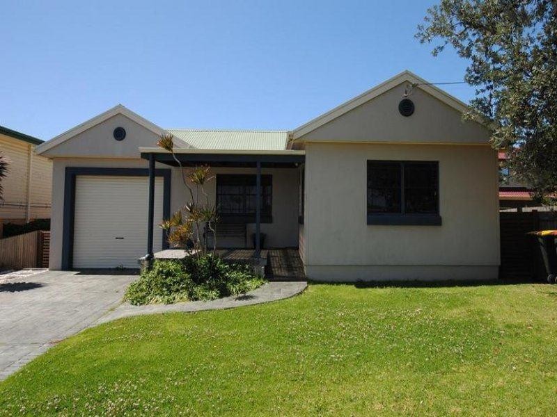 16 Church Street, Greenwell Point NSW 2540