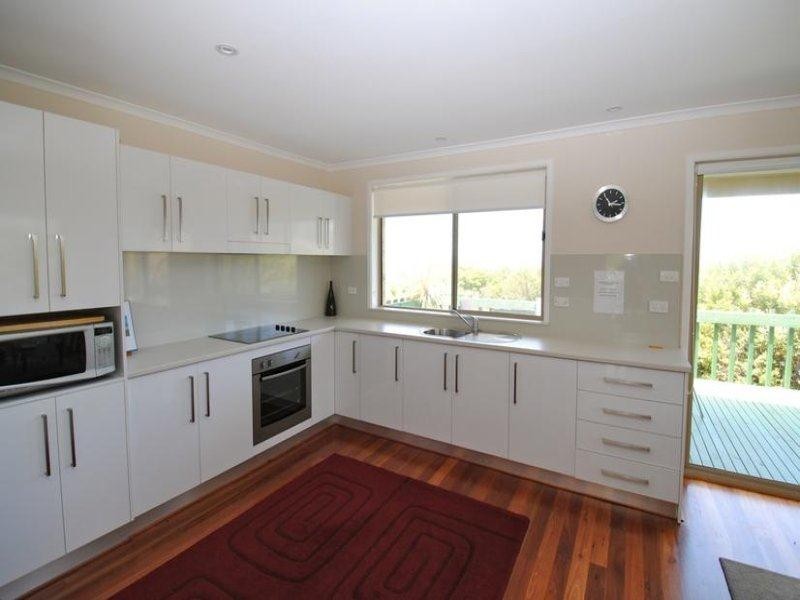 14 Greenway Road, Callala Beach NSW 2540