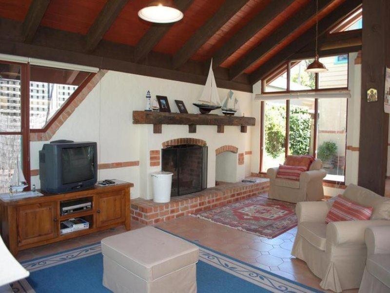 28 Boorawine Terrace, Callala Bay NSW 2540