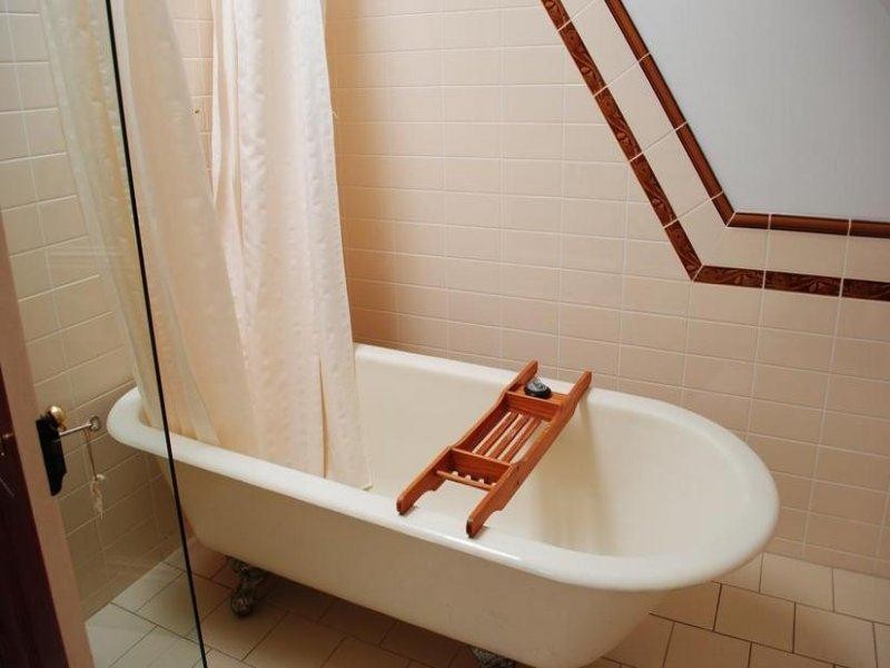 28 Boorawine Terrace, Callala Bay NSW 2540