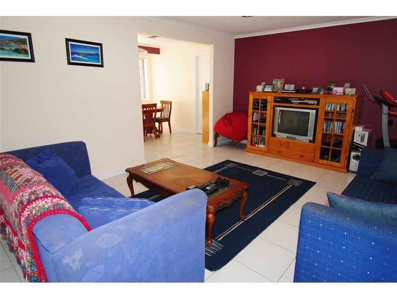72 Hollingsworth Crescent, Callala Bay NSW 2540