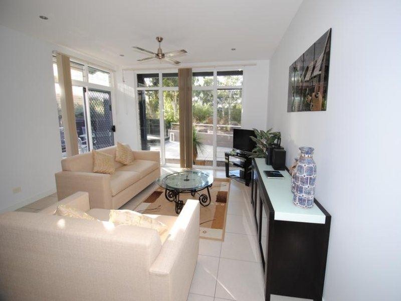 9 Caffrey Circuit, Callala Beach NSW 2540