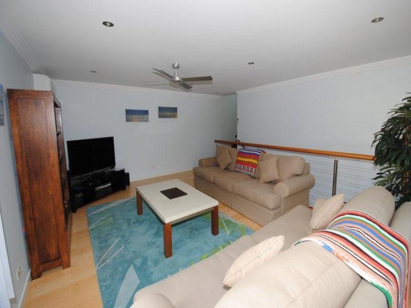 9 Caffrey Circuit, Callala Beach NSW 2540