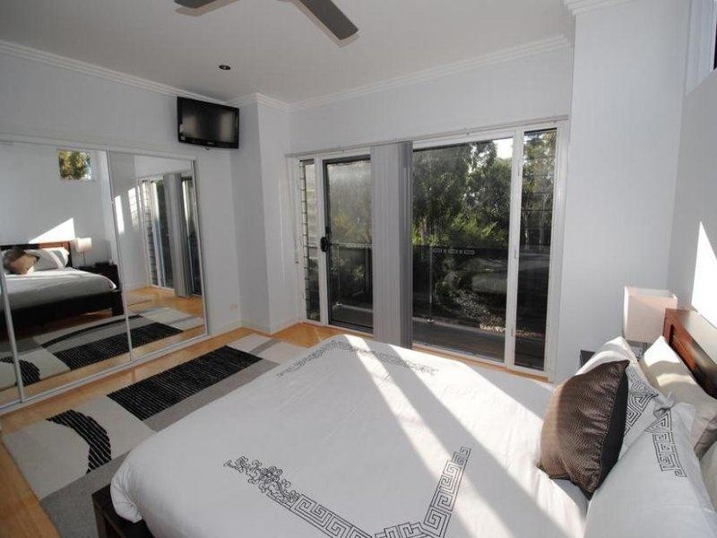 9 Caffrey Circuit, Callala Beach NSW 2540