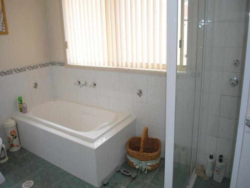 24 Stott Crescent, Callala Bay NSW 2540