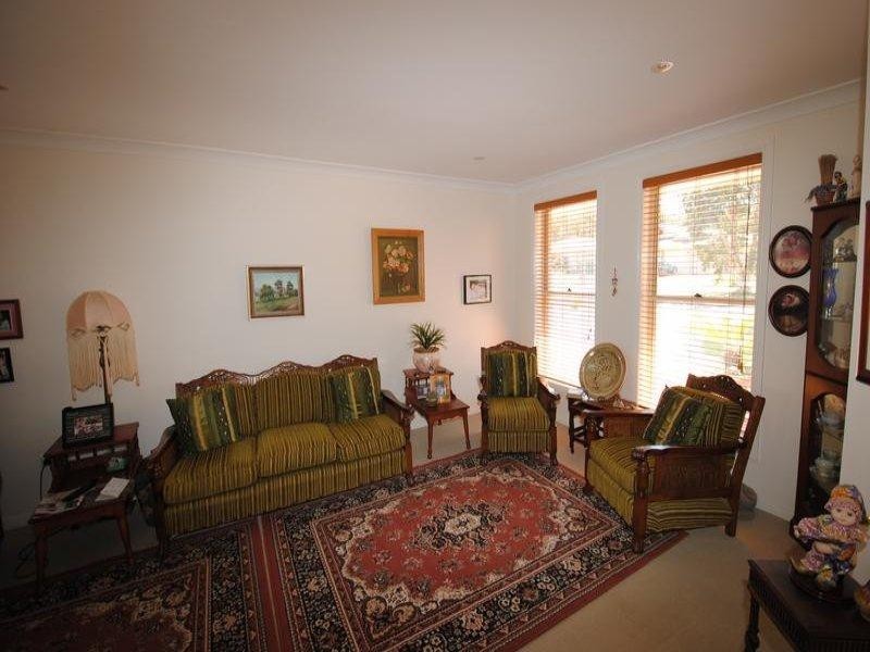 12 Carson Crescent, Callala Bay NSW 2540