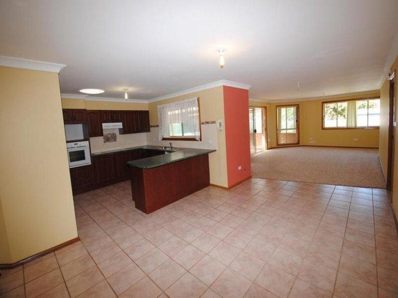 14 Tidy Close, Callala Bay NSW 2540
