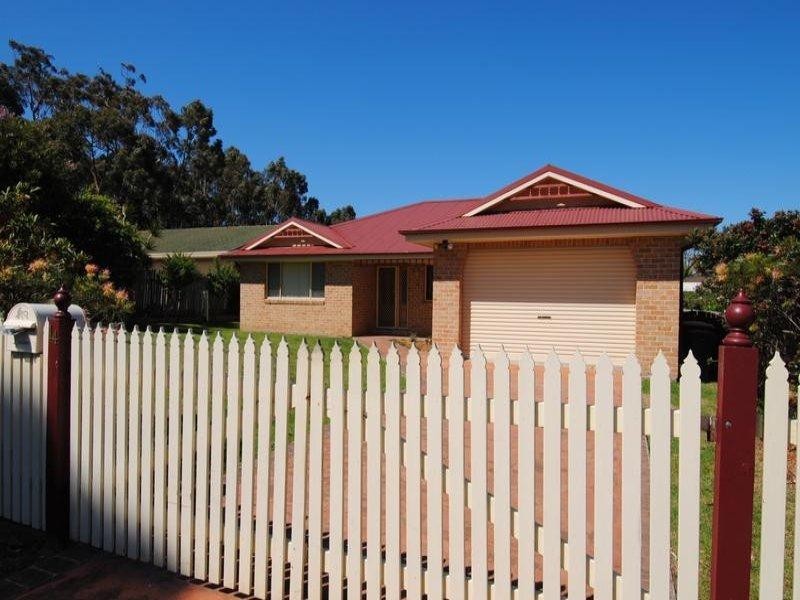 14 Tidy Close, Callala Bay NSW 2540