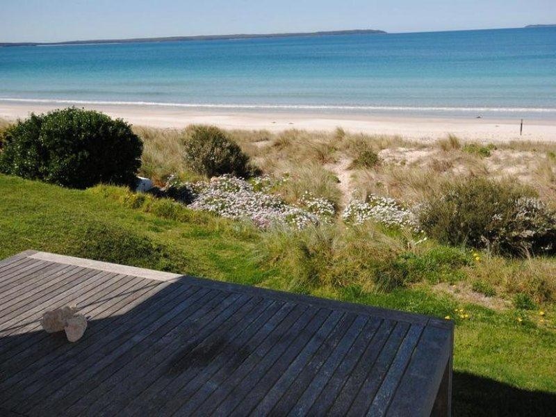 147 Quay Road, Callala Beach NSW 2540