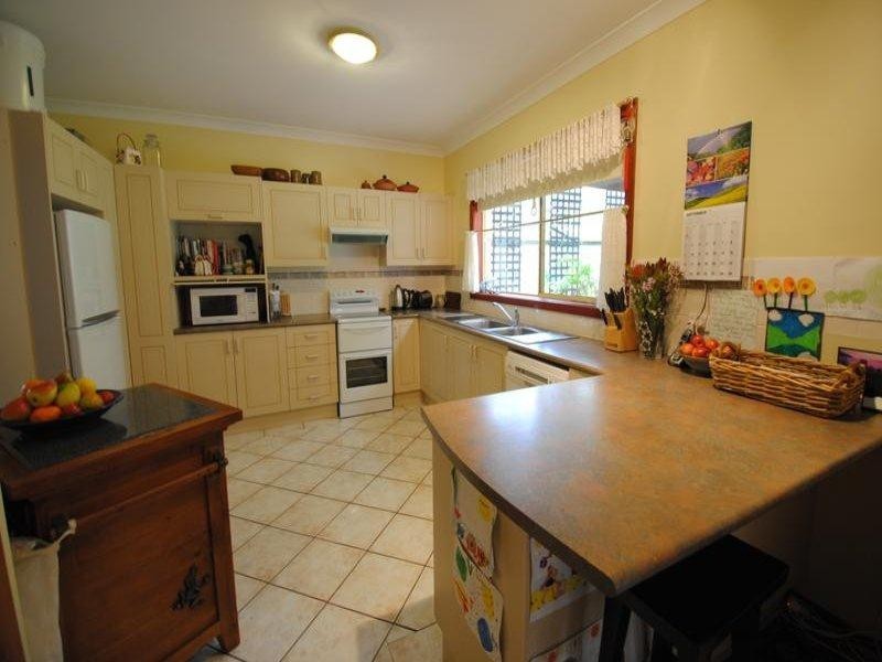 63 Stott Crescent, Callala Bay NSW 2540