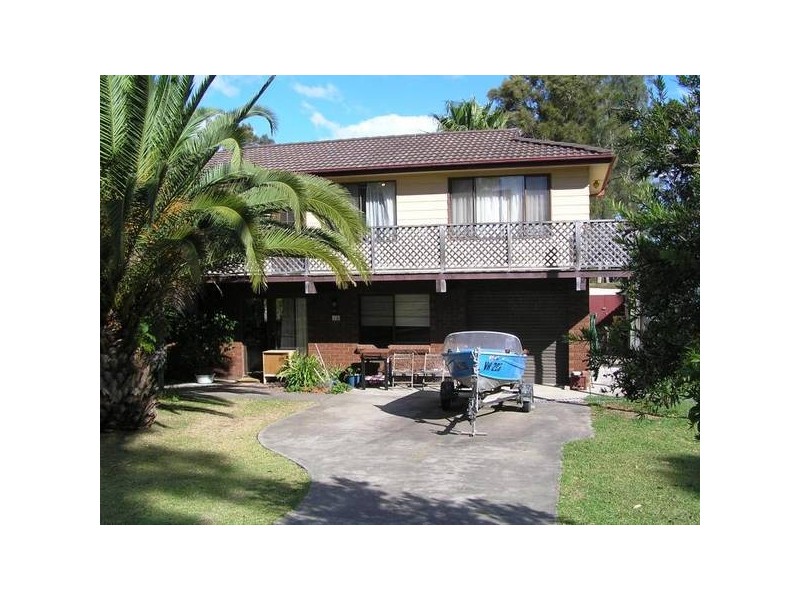 18 Orient Point ROAD, Culburra Beach NSW 2540