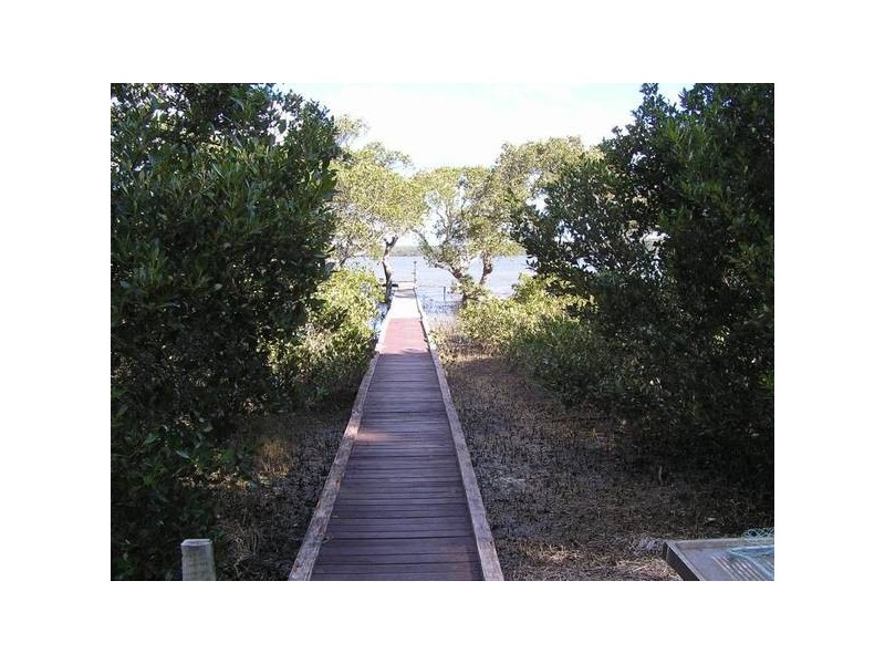 18 Orient Point ROAD, Culburra Beach NSW 2540