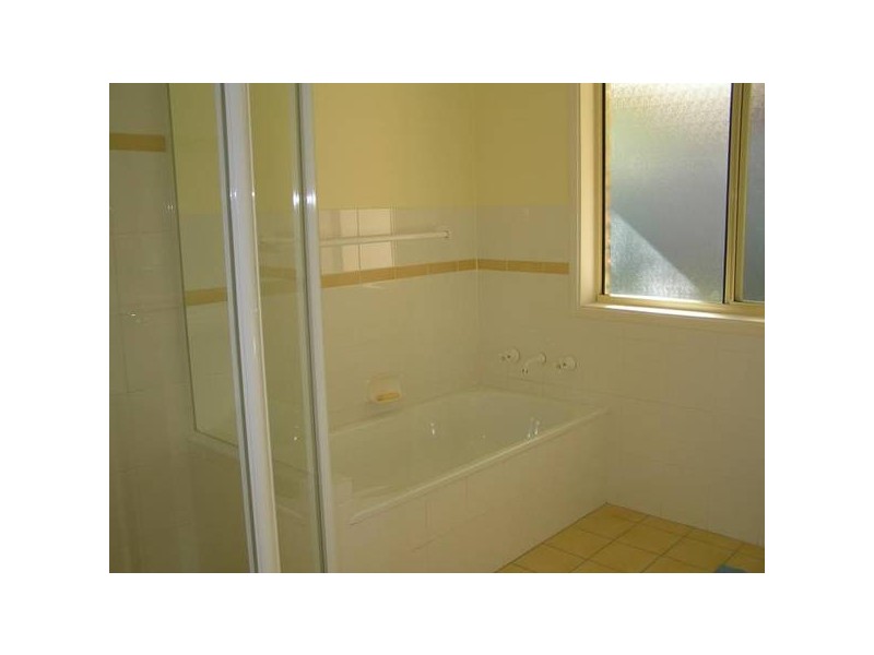 74 Hollingsworth CRESCENT, Callala Bay NSW 2540