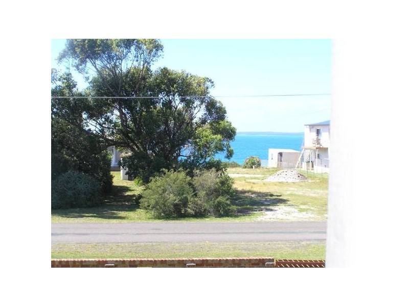 3 Sir Henry CRESCENT, Callala Beach NSW 2540
