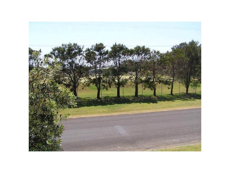 123 Greens ROAD, Greenwell Point NSW 2540