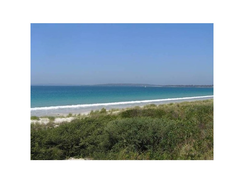 67 Quay Road, Callala Beach NSW 2540