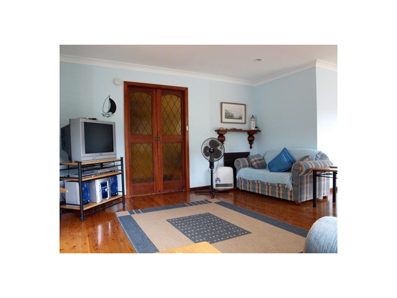 13 Kinghorn Street, Currarong NSW 2540