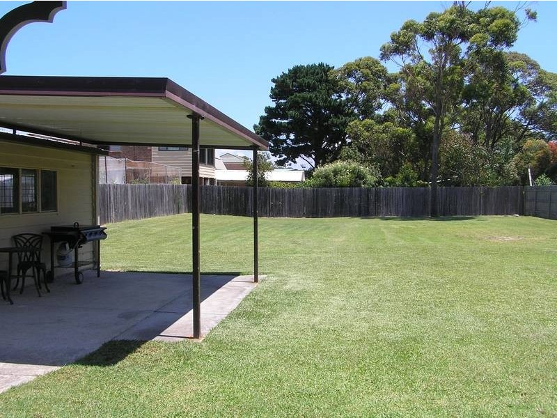 3 Centre Street, Callala Beach NSW 2540