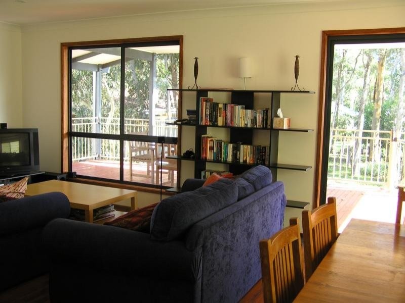 33 Mitchell Road, Callala Bay NSW 2540