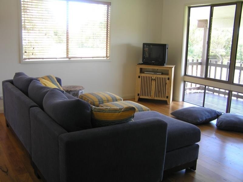 42 Quay Road, Callala Beach NSW 2540