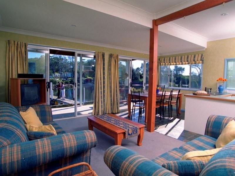 63 Walton Way, Currarong NSW 2540