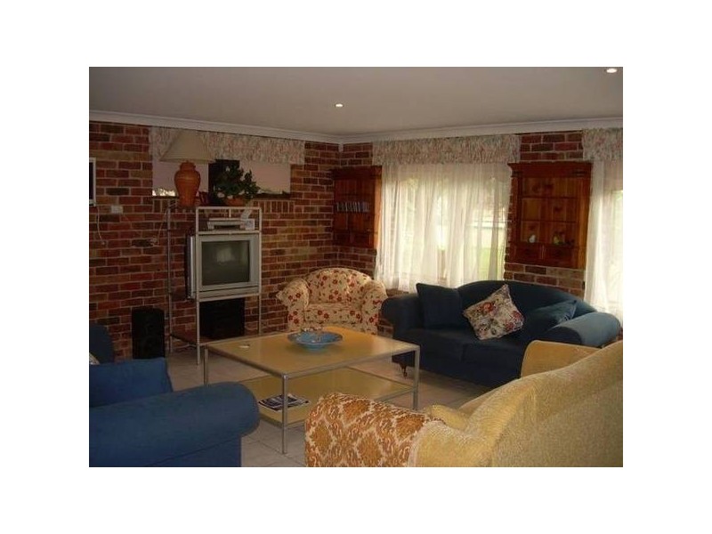 24 Hope Street, Culburra Beach NSW 2540
