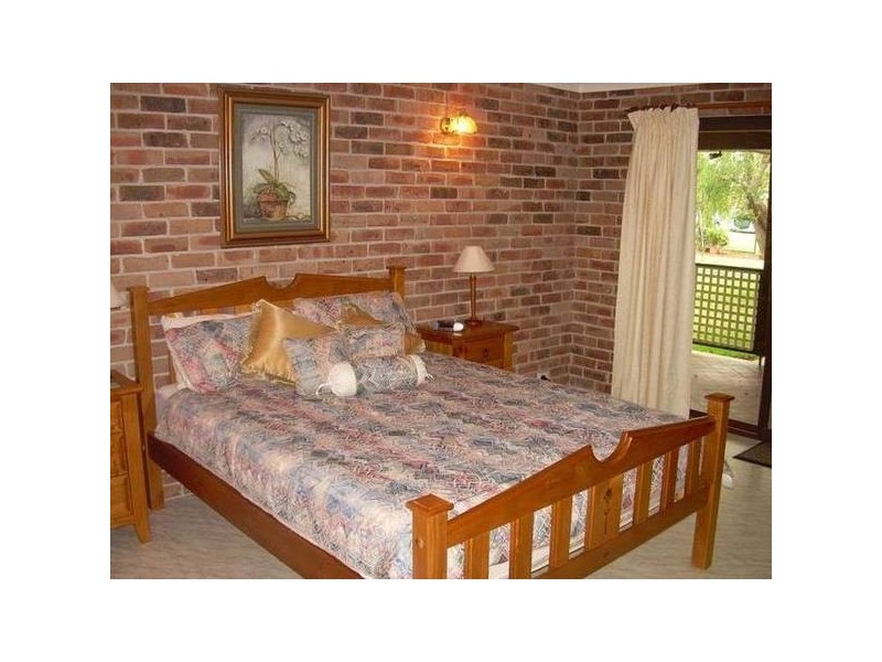 24 Hope Street, Culburra Beach NSW 2540