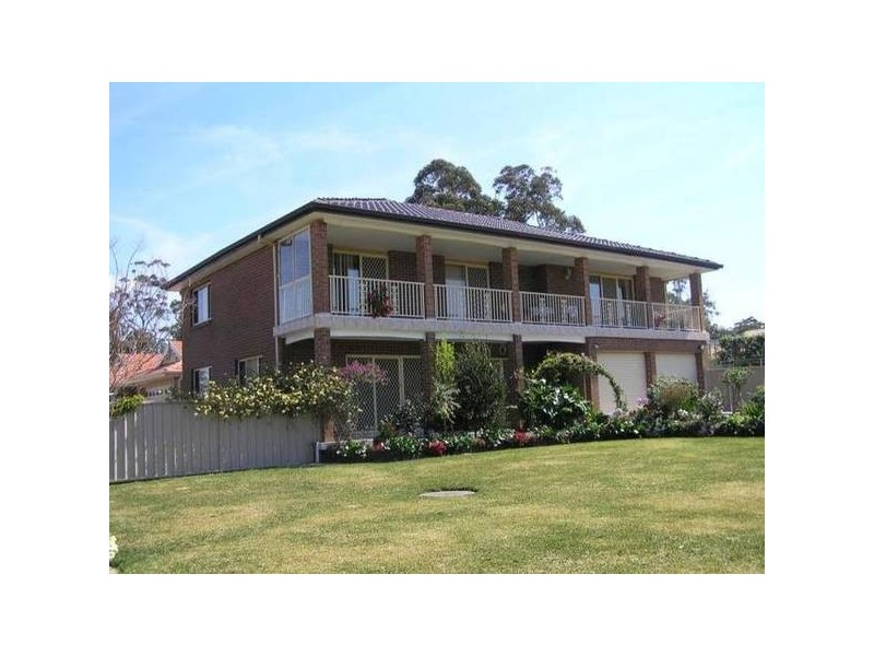 11 Hollingsworth CRESCENT, Callala Bay NSW 2540