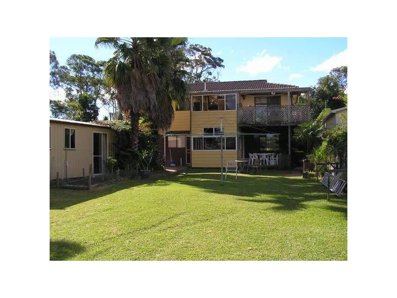 18 Orient Point ROAD, Culburra Beach NSW 2540