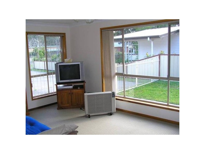 99 King George STREET, Callala Beach NSW 2540