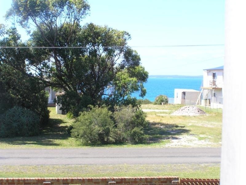 3 Sir Henry CRESCENT, Callala Beach NSW 2540