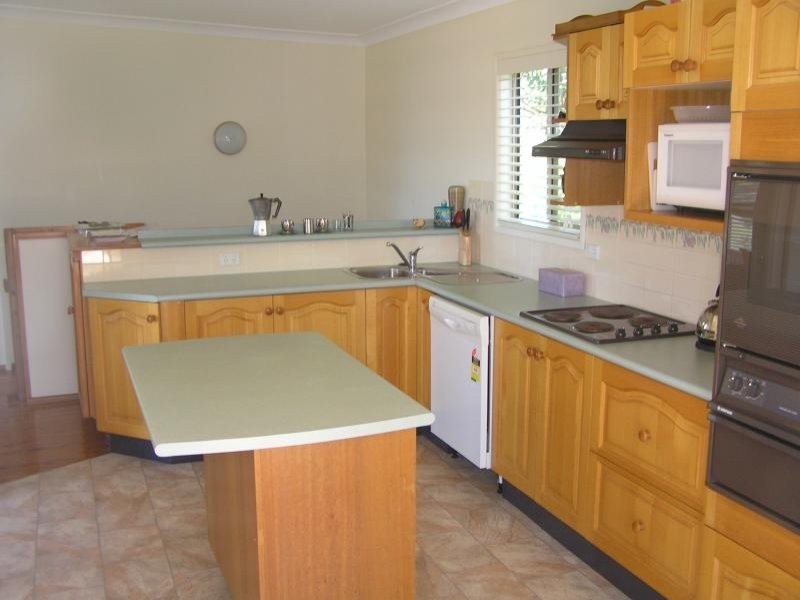 3 Sir Henry CRESCENT, Callala Beach NSW 2540