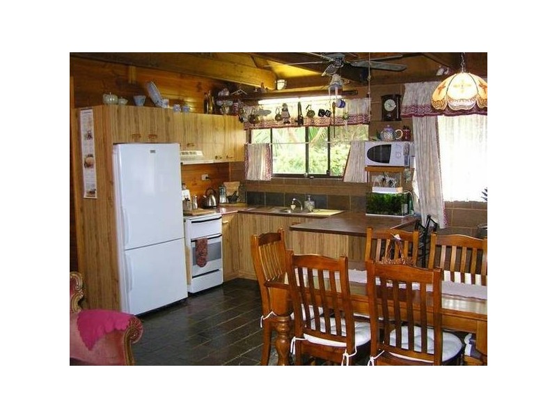 52 Prince Edward AVENUE, Culburra Beach NSW 2540