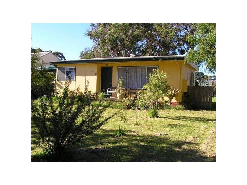 18 Greenbank GROVE, Culburra Beach NSW 2540