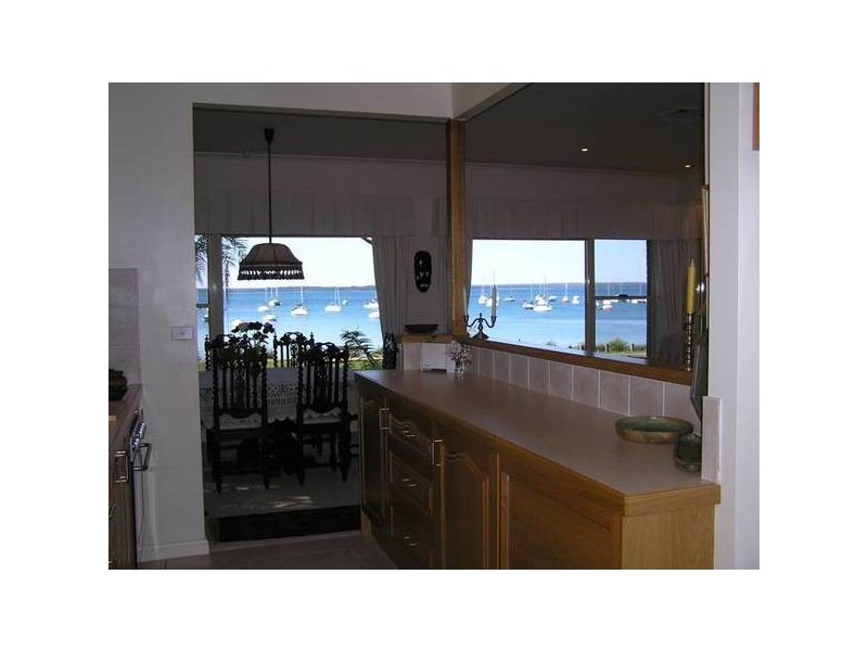 18 Boorawine TERRACE, Callala Bay NSW 2540