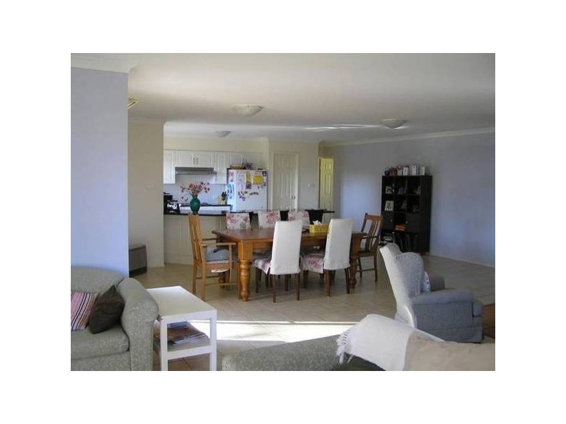 18 Barden CLOSE, Callala Bay NSW 2540