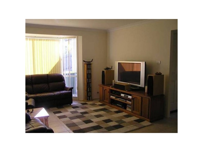 18 Barden CLOSE, Callala Bay NSW 2540